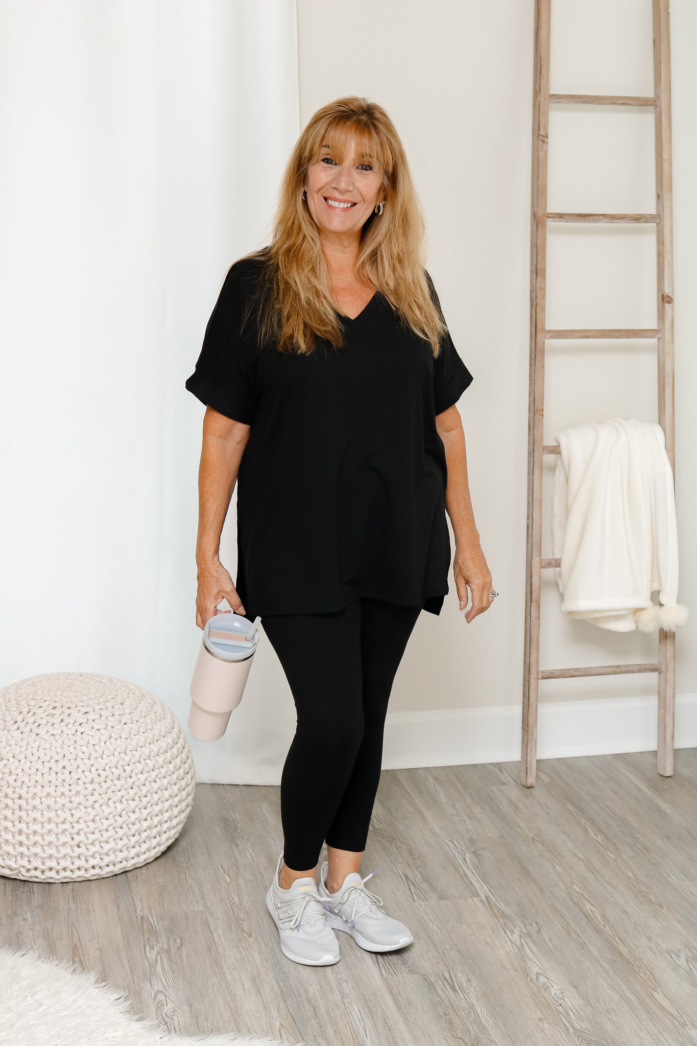 Start Your Day V-Neck Set (black)