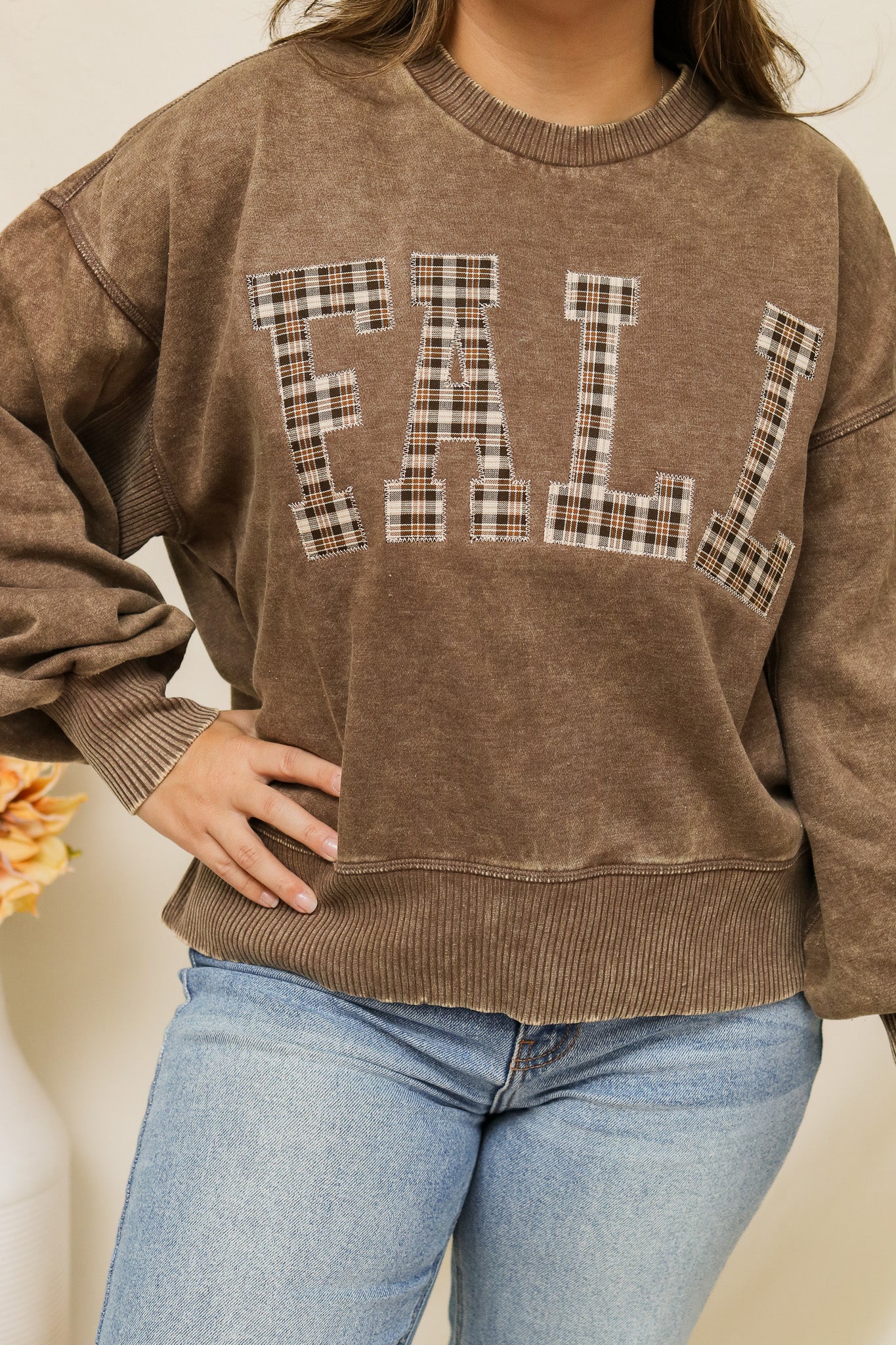 Fall Stitched Graphic Pullover (plaid/mocha)