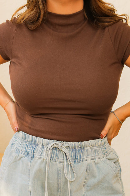 Mock Neck Basic Top (brown)