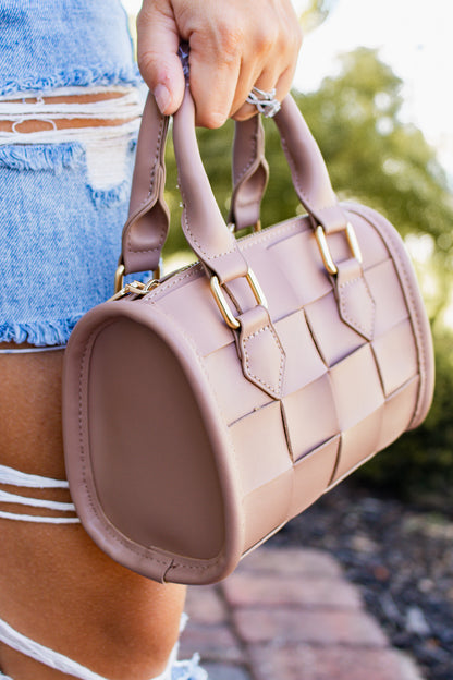 Headed Out Woven Purse (khaki)