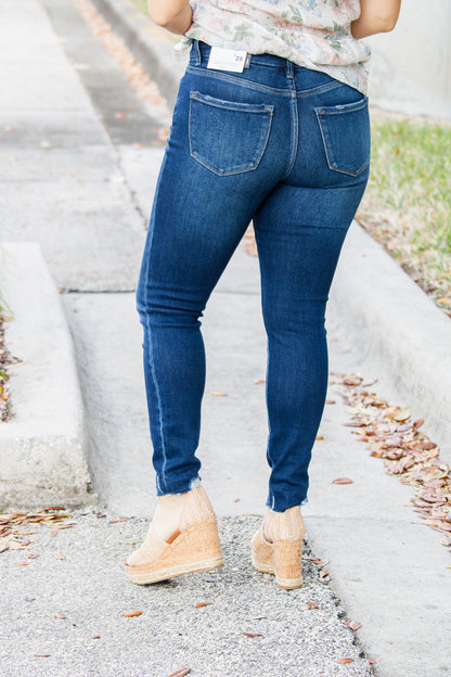 Buttoned Up Mid Rise KanCan Jeans (dark)