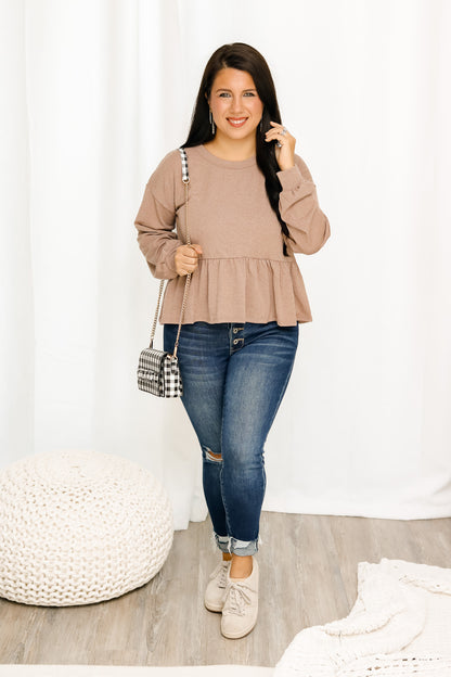 Casual Fun Ruffle Top (taupe)